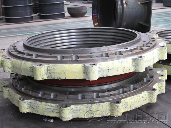 圓錐破碎機缸套