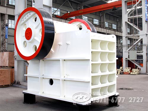 新型顎式破碎機