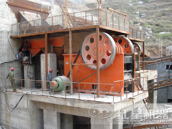 石灰石顎式破碎機