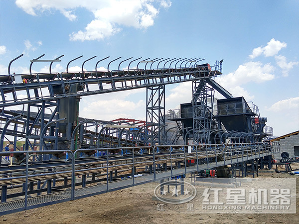 砂石生產線正在安裝中