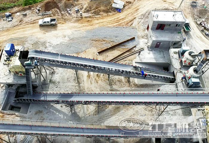 反擊式破碎機和圓錐破碎機做中碎現場