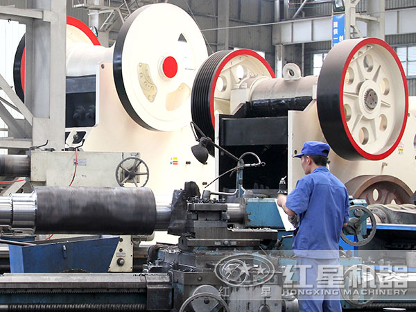 石頭顎式破碎機加工車間