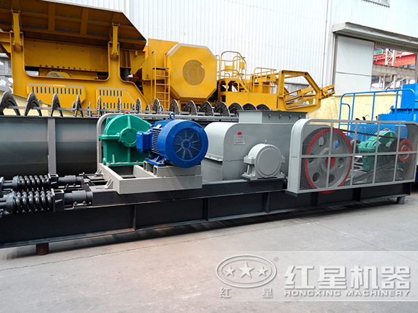 新出一款對輥式破碎機與移動式破碎機組合，感興趣的用戶了解下