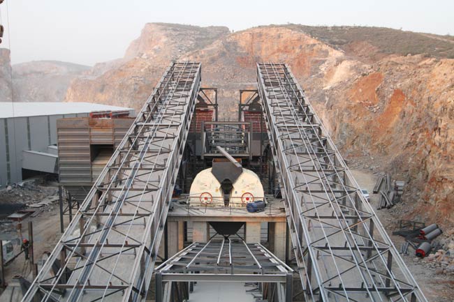 全新的錘式破碎機(jī)用于生產(chǎn)中，各方面性能都比二手設(shè)備要好，但是價格讓用戶卻步