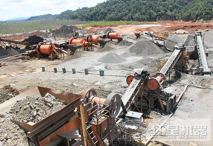 棒磨式制砂機(jī)現(xiàn)場(chǎng)